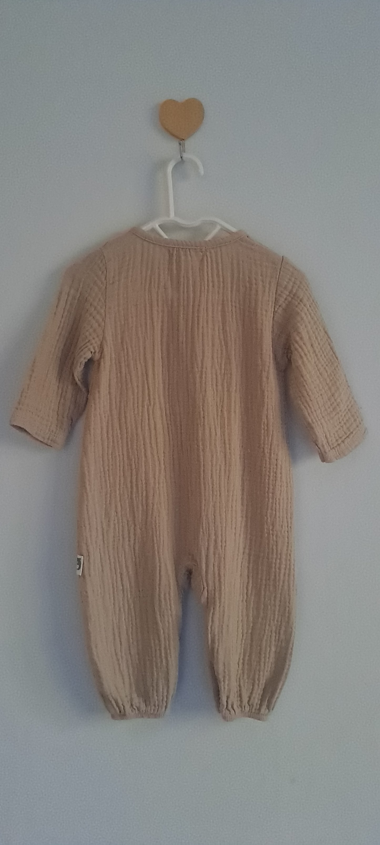 Rabbit & Bear x Emily & Oliver Beige Cotton Muslin Romper & Matching Bonnet Set 3-6 Months