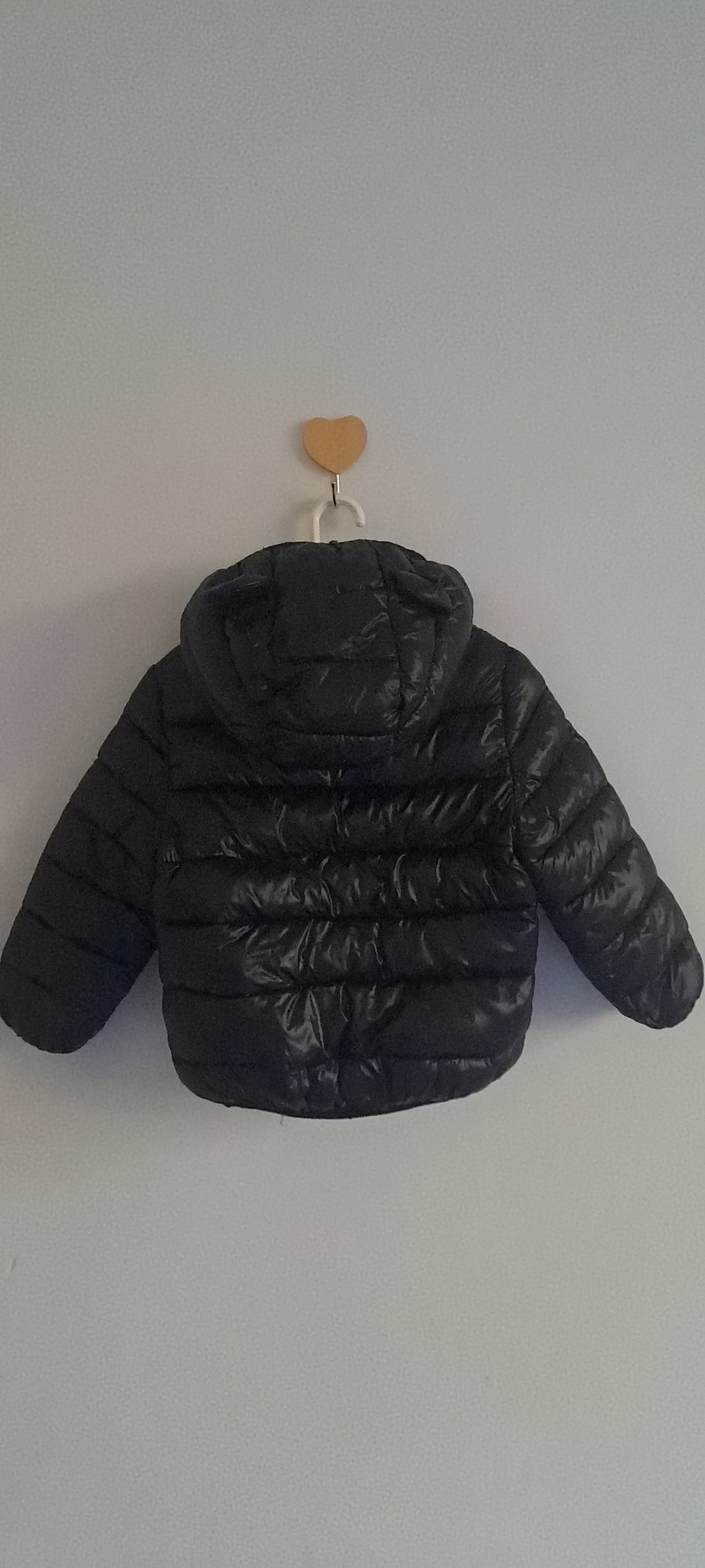 Unisex Black Glossy Hooded Puffer Winter Jacket Size 80 9-12 Months