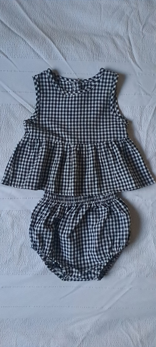 Popcandy Baby Girls Black & White Gingham Peplum Top & Bloomer Set 6-9 Months