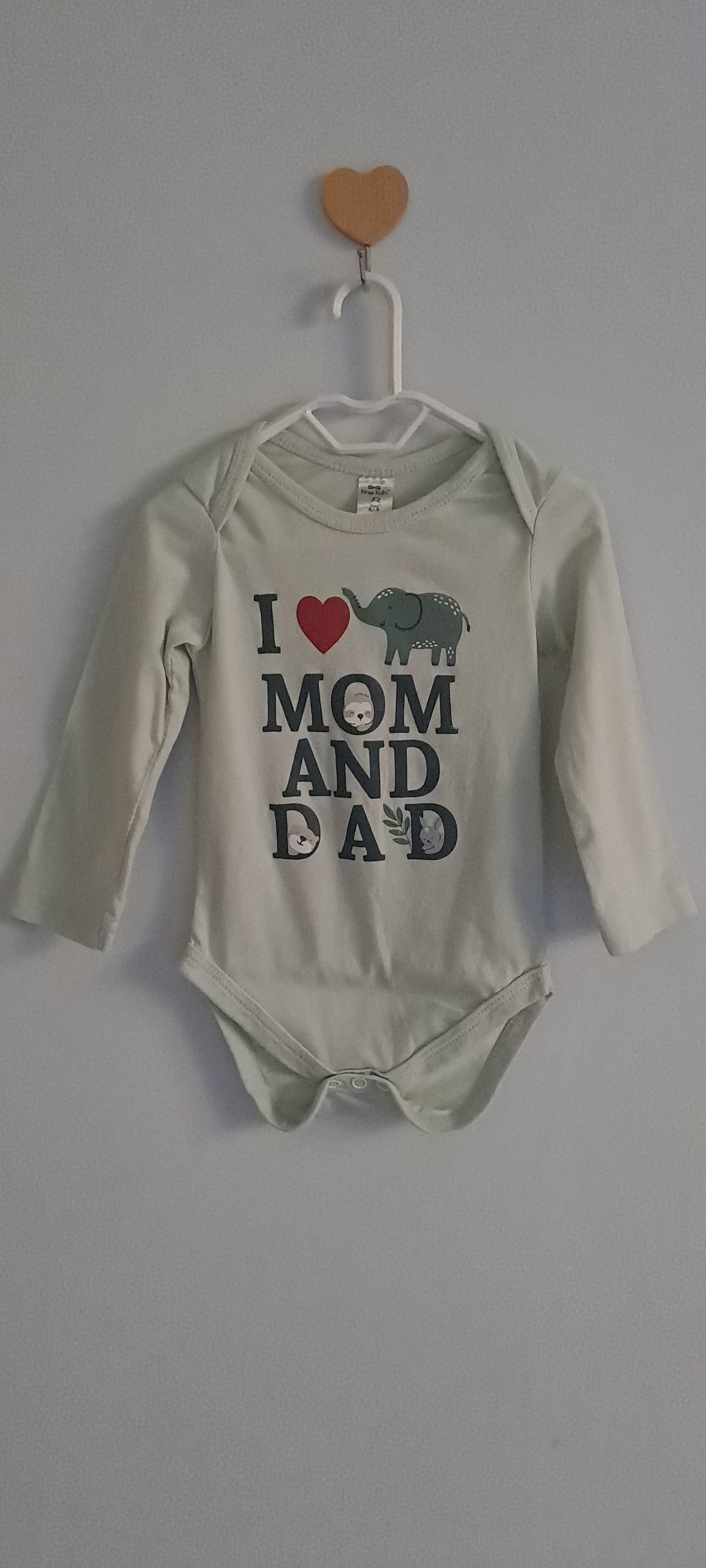 Tiny Tots Sage "I Heart Mom and Dad" Elephant Bodysuit 6-12 Months
