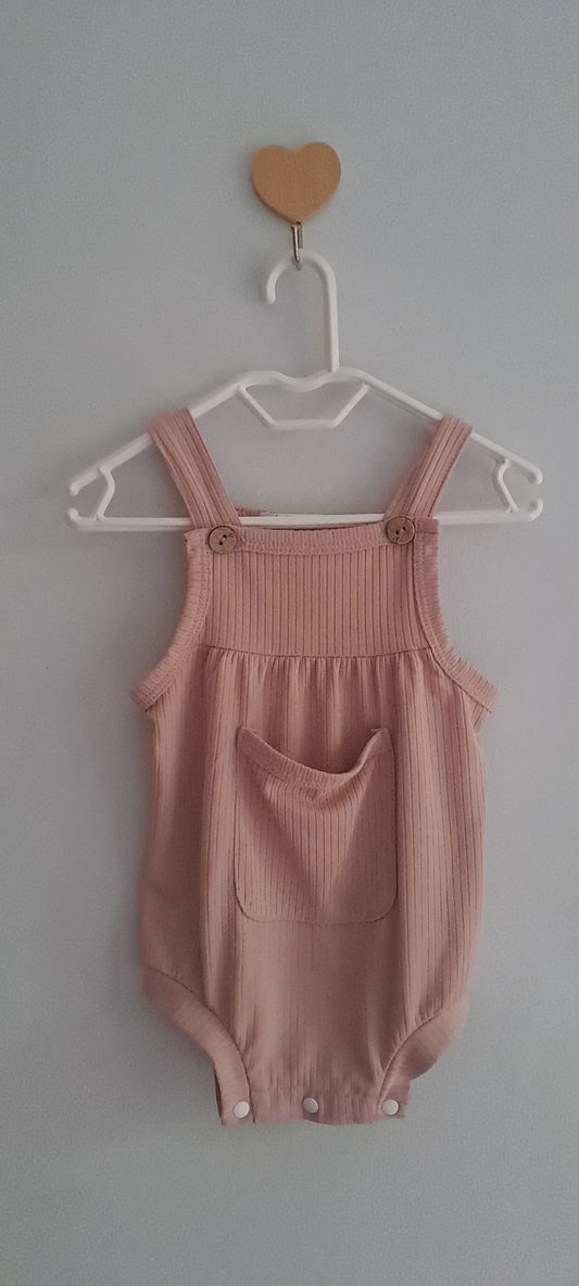 Trending AG Baby Girl Dusty Pink Ribbed Dungaree Romper 0-3 Months