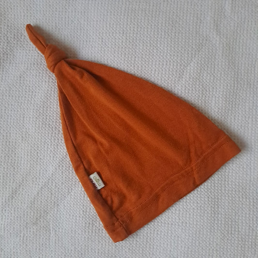 Mina Moo Baby Unisex Rust Orange Bamboo Cotton Top Knot Beanie 0-3 Months / Width 14 cm