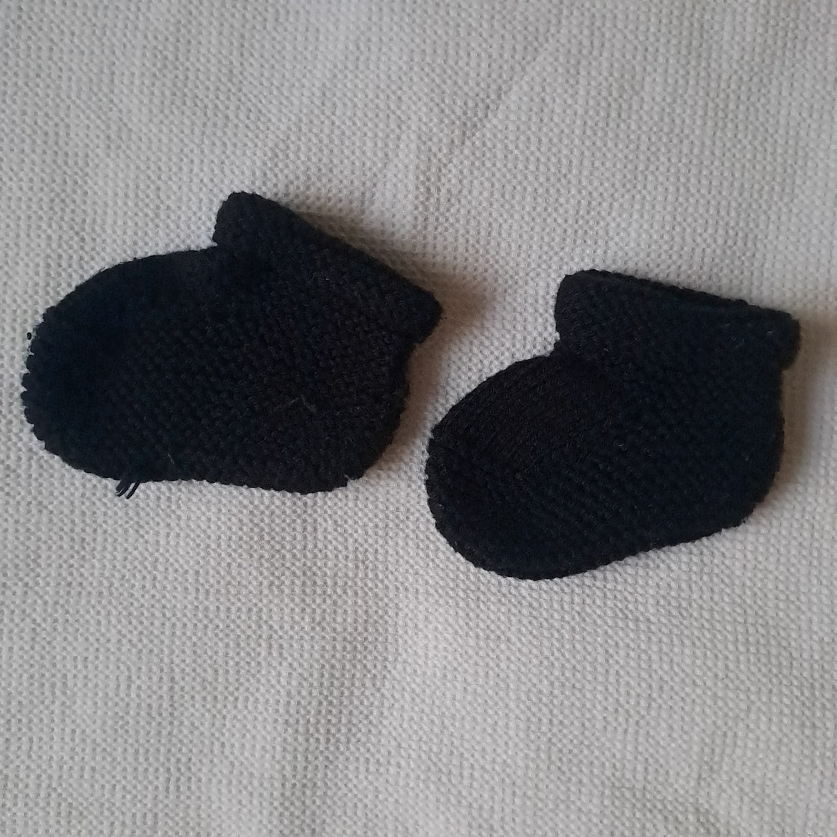 Baby Unisex Black Hand-Knitted Soft Sole Booties 11 cm