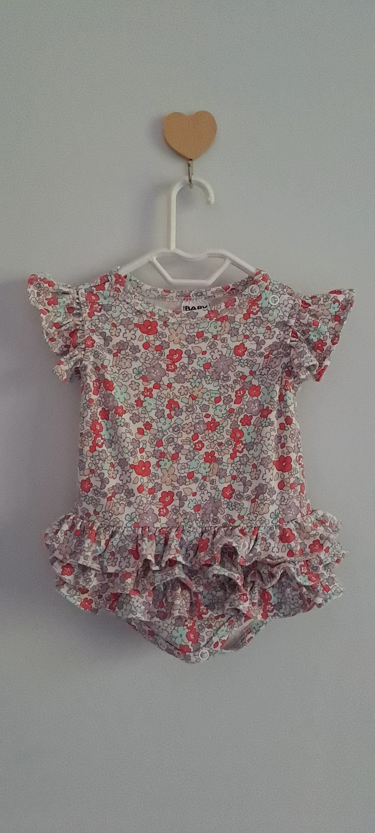 Cotton On Baby Girl Ditsy Floral Flutter Sleeve Ruffle Romper (0-3 Months)